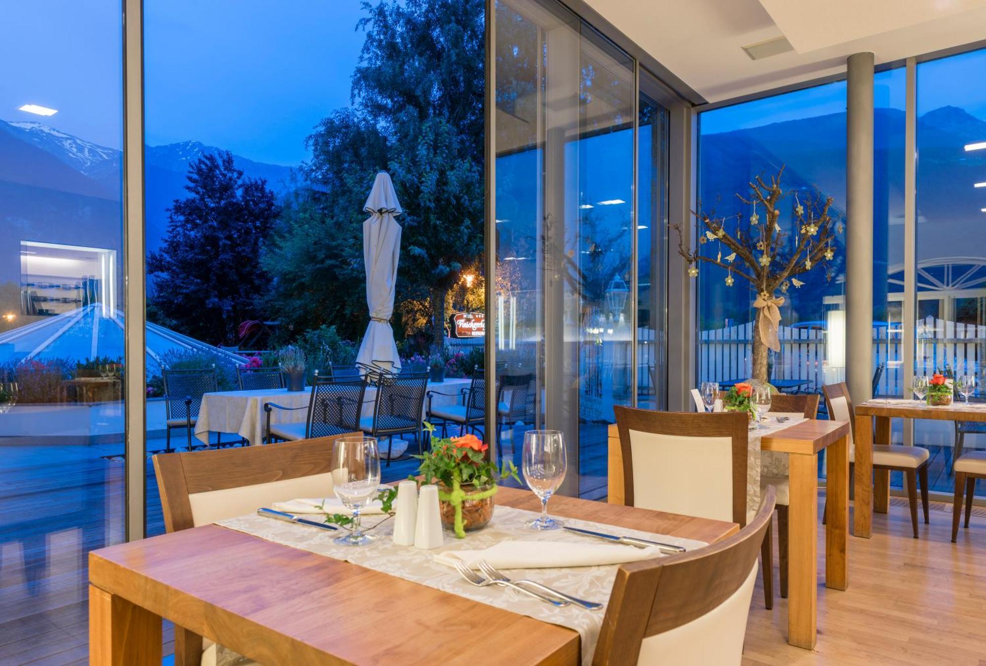 Hotel Vinschgerhof Silandro Esterno foto
