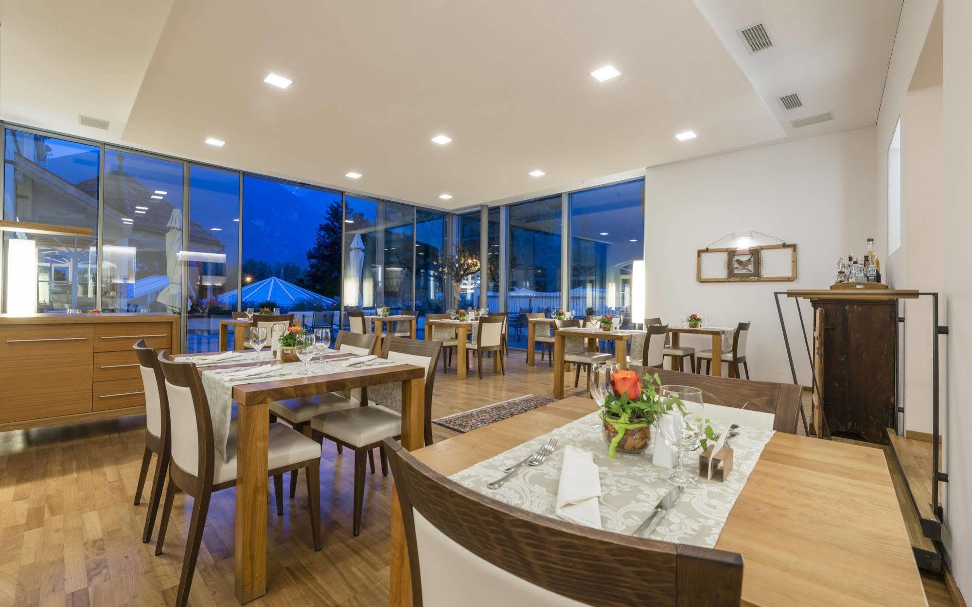 Hotel Vinschgerhof Silandro Esterno foto